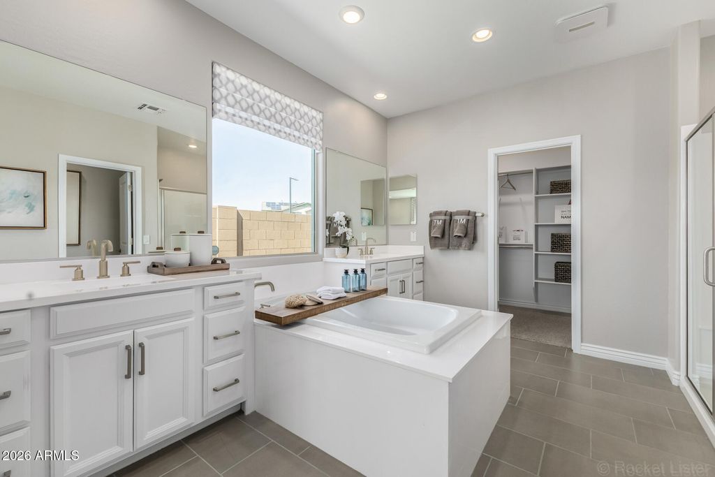 Image 20 of property listing at 14321 W ARTEMISA Avenue, Surprise, AZ 85387