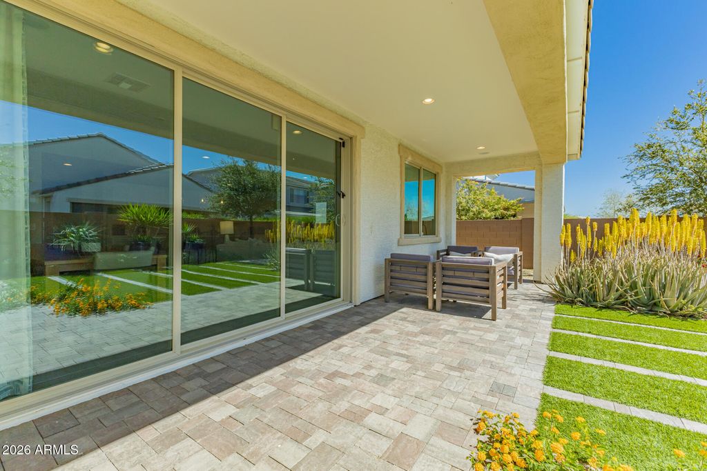 Image 31 of property listing at 14321 W ARTEMISA Avenue, Surprise, AZ 85387