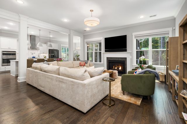 958 Foliage Lane, Charleston, SC 29412