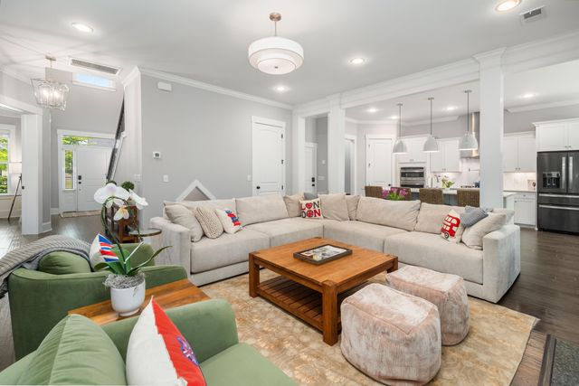 958 Foliage Lane, Charleston, SC 29412