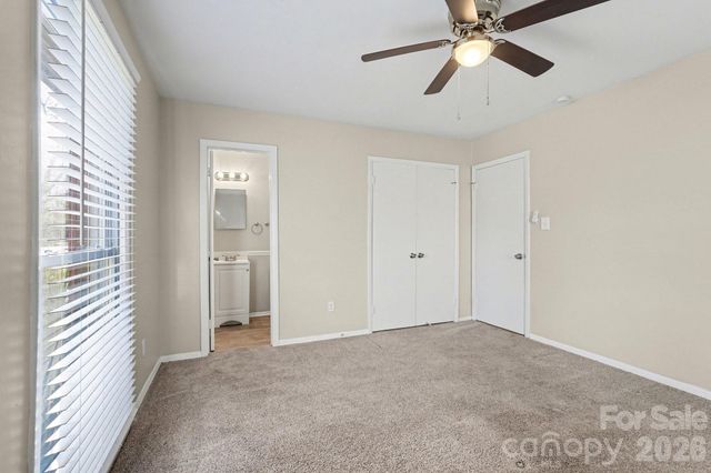 5212 Barrington Drive, Charlotte, NC 28215