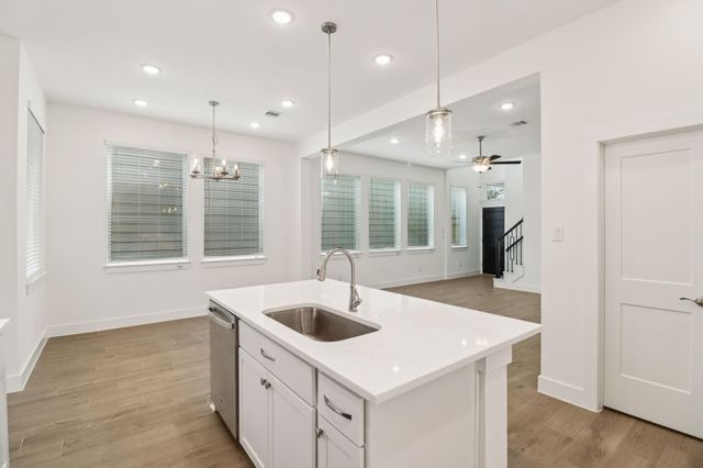 26269 E Outrider Banks Circle, Montgomery, TX 77316