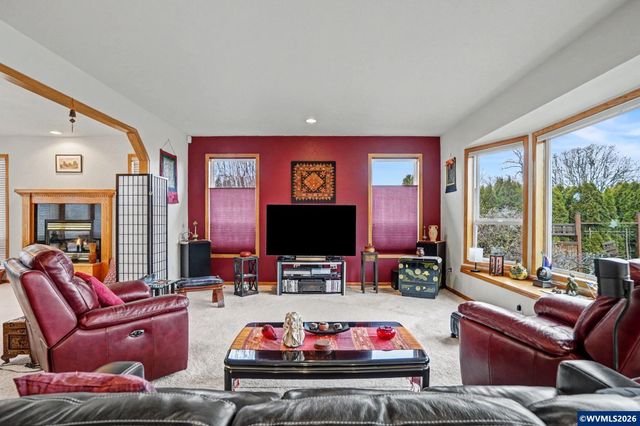 3393 NW Summerhill Pl, Albany, OR 97321