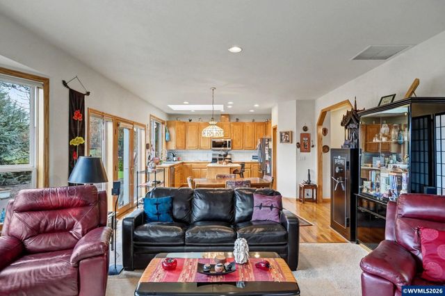 3393 NW Summerhill Pl, Albany, OR 97321