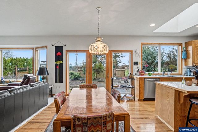 3393 NW Summerhill Pl, Albany, OR 97321