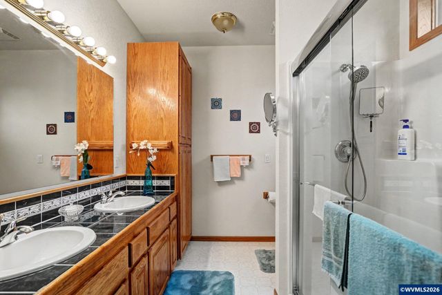 3393 NW Summerhill Pl, Albany, OR 97321