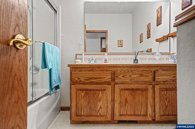 3393 NW Summerhill Pl, Albany, OR 97321