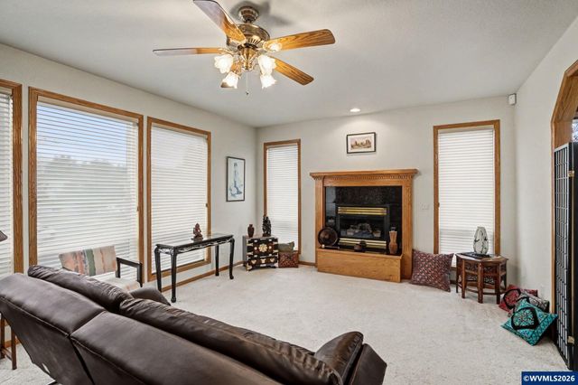 3393 NW Summerhill Pl, Albany, OR 97321