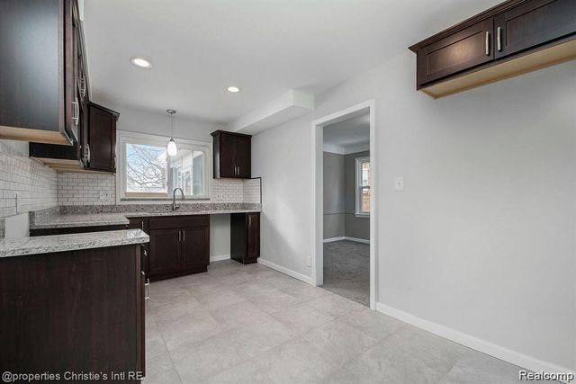17167 Kentucky Street, Detroit, MI 48221