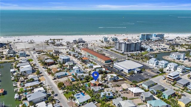 210 Miramar ST, Fort Myers Beach, FL 33931