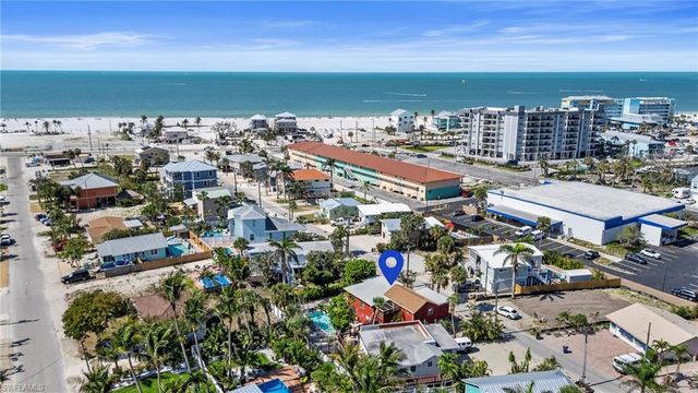 210 Miramar ST, Fort Myers Beach, FL 33931
