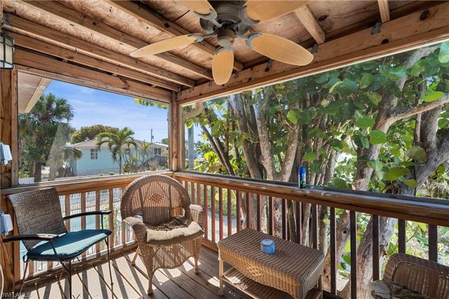 210 Miramar ST, Fort Myers Beach, FL 33931