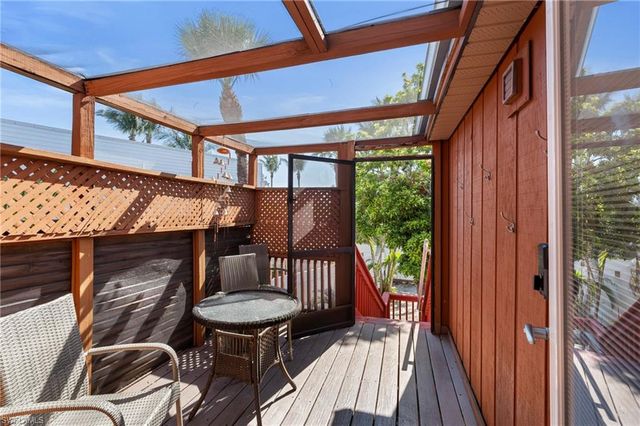 210 Miramar ST, Fort Myers Beach, FL 33931