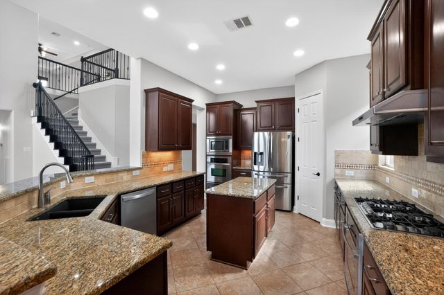 7320 Mitra DR, Austin, TX 78739