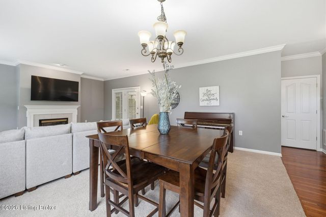 1102 Nursery Ct, Louisville, KY 40243