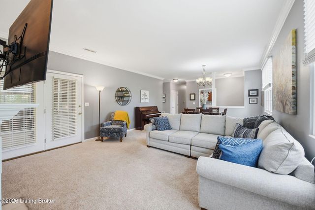 1102 Nursery Ct, Louisville, KY 40243