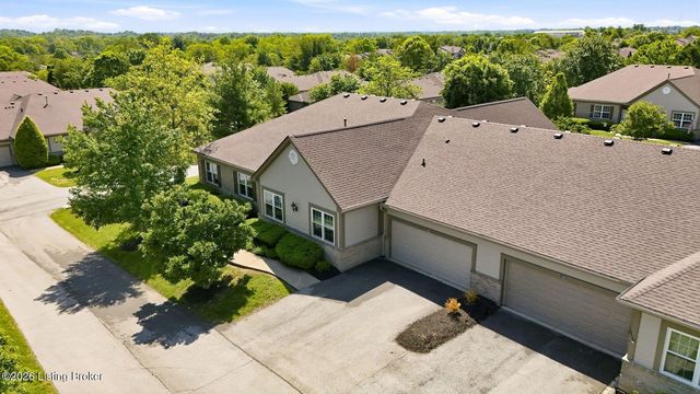1102 Nursery Ct, Louisville, KY 40243