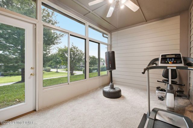 1102 Nursery Ct, Louisville, KY 40243