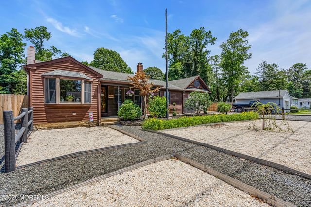 1734 Lakeside Drive S, Forked River, NJ 08731