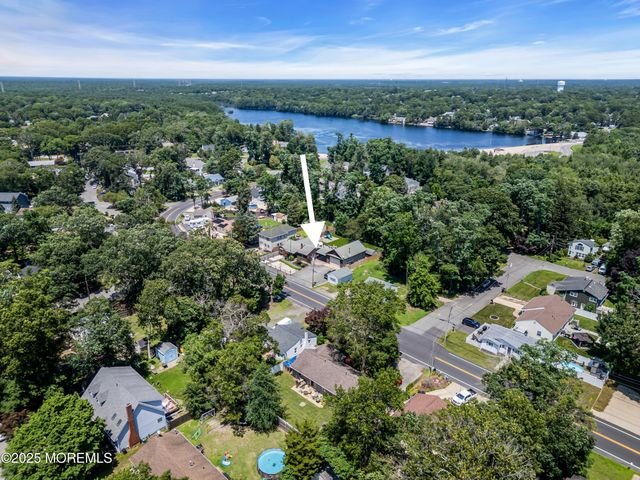 1734 Lakeside Drive S, Forked River, NJ 08731