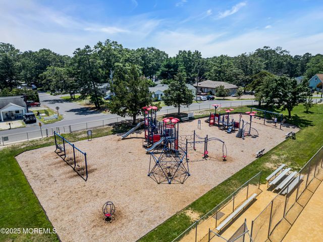 1734 Lakeside Drive S, Forked River, NJ 08731