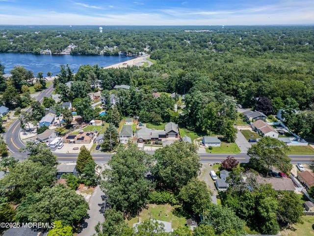 1734 Lakeside Drive S, Forked River, NJ 08731