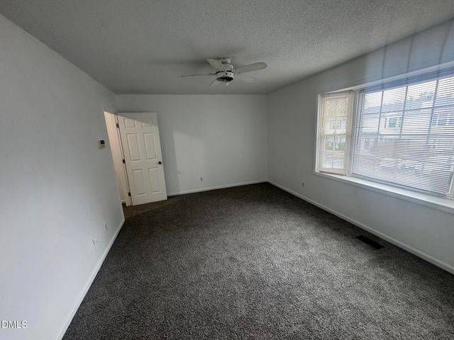 3803 Sterling Pointe Drive Q1, Winterville, NC 28590