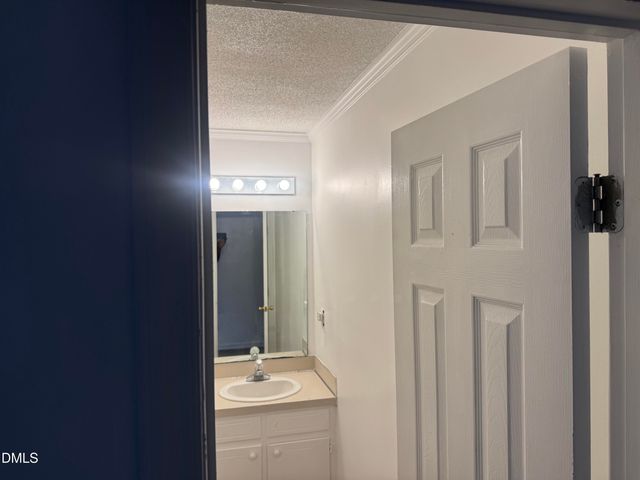3803 Sterling Pointe Drive Q1, Winterville, NC 28590