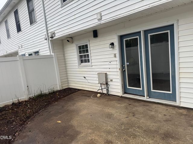 3803 Sterling Pointe Drive Q1, Winterville, NC 28590