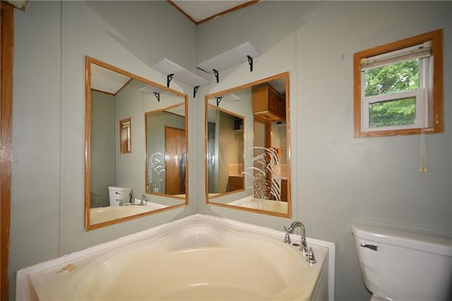 330 SE 240th Street, Plattsburg, MO 64477