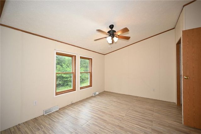 330 SE 240th Street, Plattsburg, MO 64477