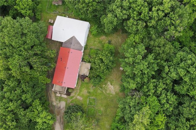 330 SE 240th Street, Plattsburg, MO 64477