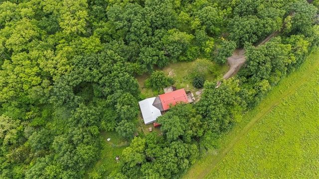 330 SE 240th Street, Plattsburg, MO 64477