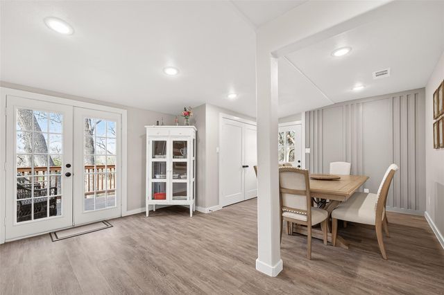 1047 Dungens Mill Road, Columbus, TX 78934