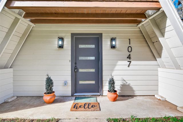 1047 Dungens Mill Road, Columbus, TX 78934