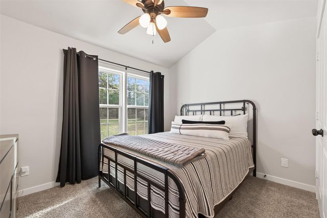 1047 Dungens Mill Road, Columbus, TX 78934