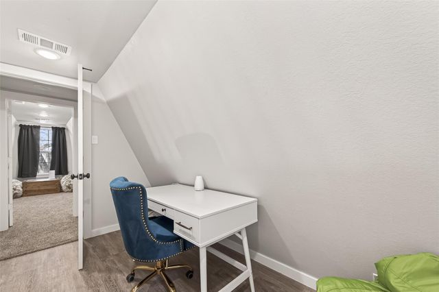 1047 Dungens Mill Road, Columbus, TX 78934