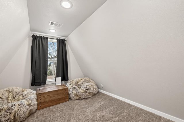 1047 Dungens Mill Road, Columbus, TX 78934