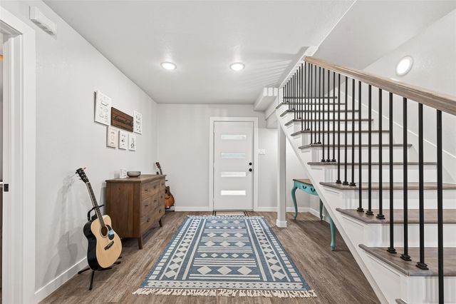 1047 Dungens Mill Road, Columbus, TX 78934