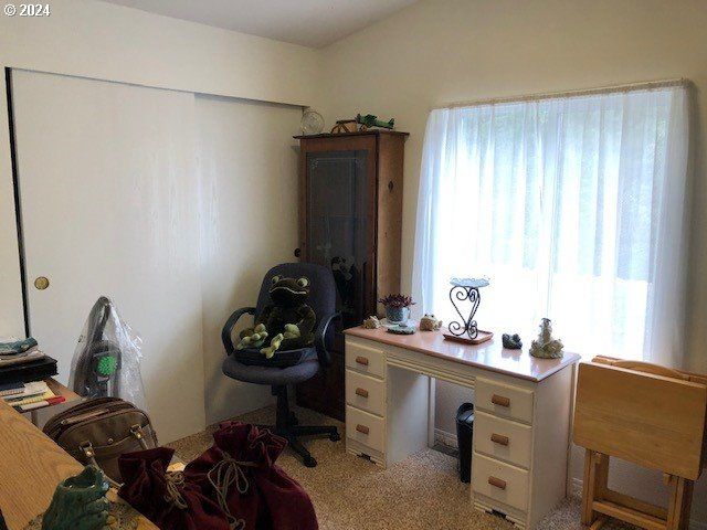 5956 BUCKHORN Rd, Roseburg, OR 97470