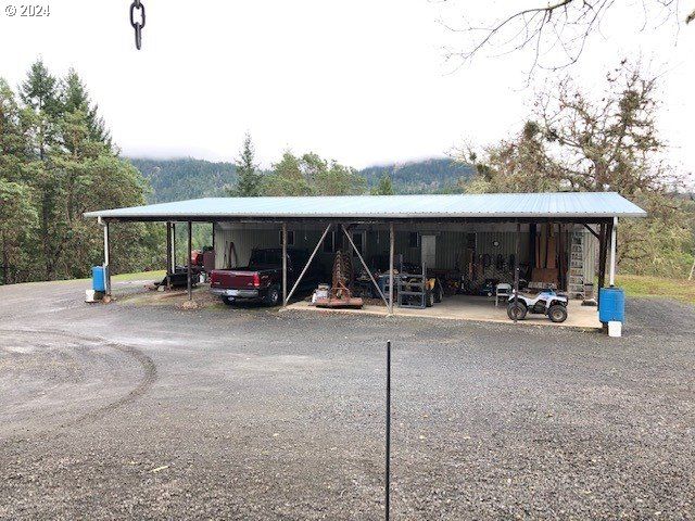 5956 BUCKHORN Rd, Roseburg, OR 97470