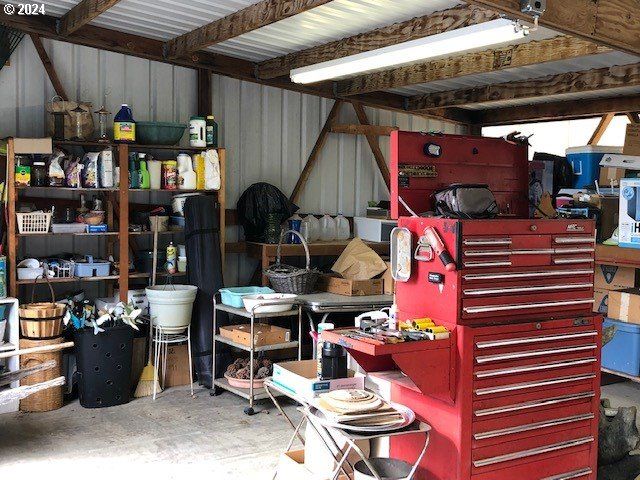 5956 BUCKHORN Rd, Roseburg, OR 97470