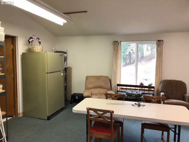 5956 BUCKHORN Rd, Roseburg, OR 97470