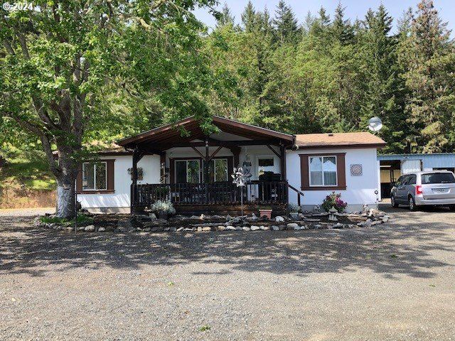 5956 BUCKHORN Rd, Roseburg, OR 97470