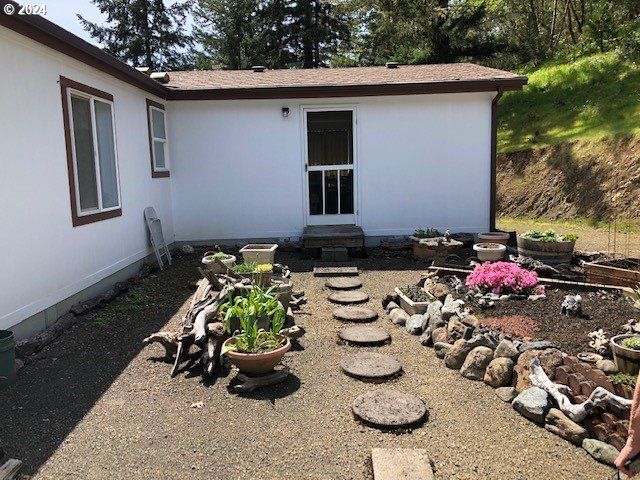 5956 BUCKHORN Rd, Roseburg, OR 97470