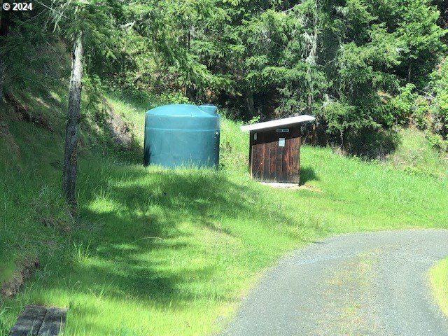 5956 BUCKHORN Rd, Roseburg, OR 97470