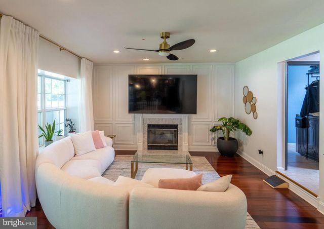 188 ORLANDO DR, Sicklerville, NJ 08081