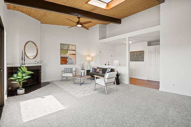 19100 Crest Ave 100, Castro Valley, CA 94546