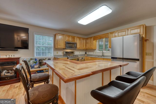 2228 Walls Mountain, Hiawassee, GA 30546