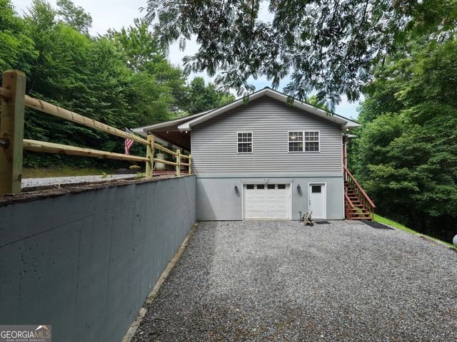 2228 Walls Mountain, Hiawassee, GA 30546